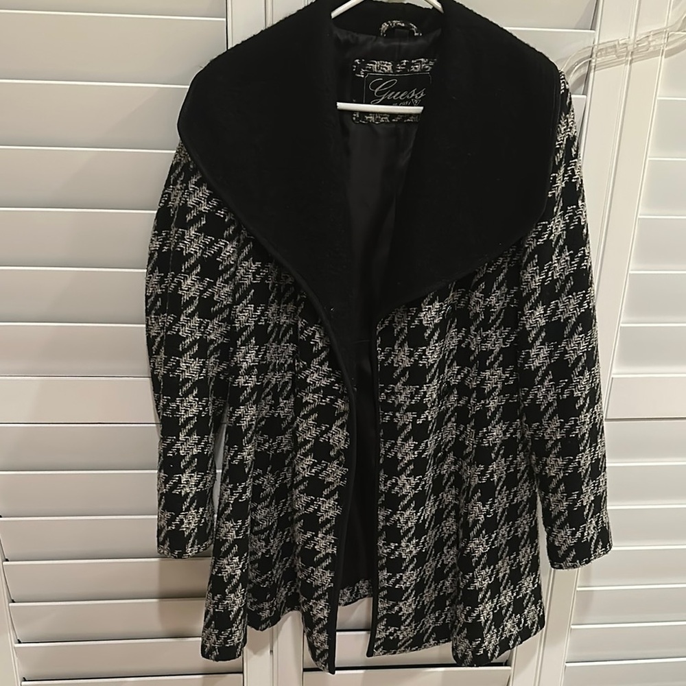 Guess Monochrome Houndstooth Jacket